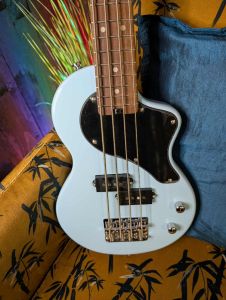 Blackstar Limited edition Carry-On ST 23" Scale Electric Bass Ukulele - Light Blue