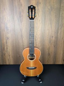Flight Iris Mahogany Tenor Ukulele