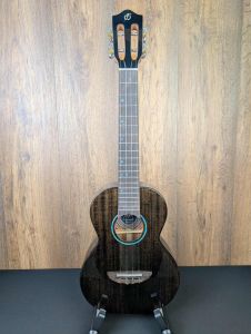 Trans Black Flight Iris Tinta Mahogany Tenor Ukulele