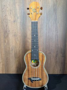 Big Island KX-SPG Solid Curly Koa Deluxe Soprano Ukulele