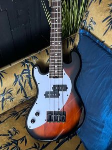 Kala UBASS-SB-TB-FS-L Left Handed Solid Body 4-String Fretted Ubass Tobacco Burst w/gigbag (Warehouse Clearance)