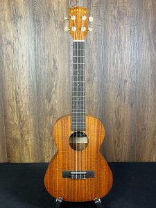 Makala MK-T Agathis Tenor Ukulele Natural Finish (EXCELLENT STARTER UKULELE)