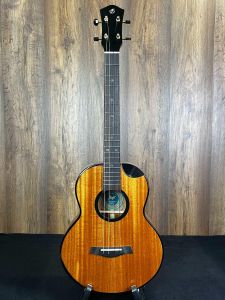 Flight Nomad Solid Mahogany Baritone Ukulele