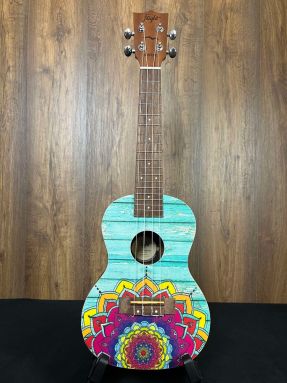 Flight AUC-33 Mansion Laminate Concert Ukulele