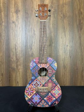 Flight AUC-33 Laminate Spruce and Mahogany Concert Ukulele