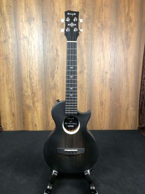 Enya EUT-MOON/BK Solid Mahogany Tenor Ukulele BLACK - Taimane Gardner