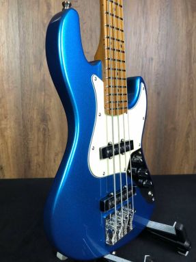 Body on Limited Edition Blue Flight Mini J Bass Ukulele