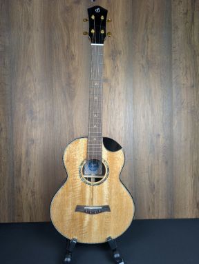 Flight Maia Luxe EQ-A Solid Mango Top Steel String Baritone Ukulele w/Gigbag