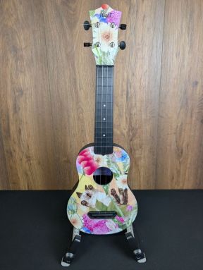 Flight UTS-42 Ultra Travel Soprano Ukulele w/Gigbag - Summer Cat