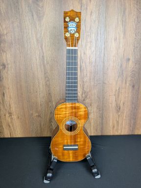 Kala F8D-KMH-S Pan Pacific Figure 8 Koa/Mahogany Soprano Ukulele w/gigbag #41