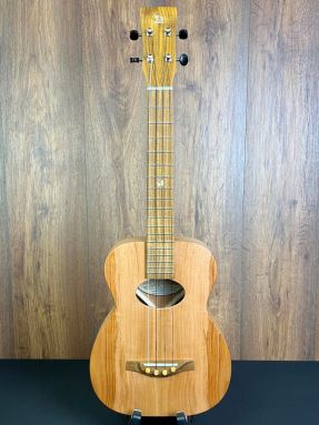 Lipson All Solid Figured Bramley Apple English Style Tenor Ukulele #022 w/gigbag