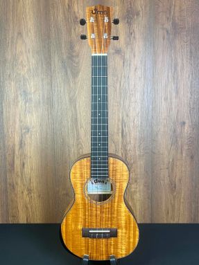 Uma Baby T Tenor Ukulele