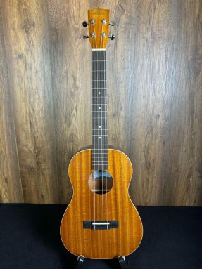 Kala KA-BE Electro Acoustic Baritone Ukulele Laminate Mahogany