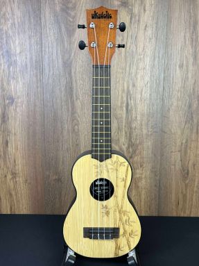 Kala UK-BAMBOO Ukadelic Bamboo Top Soprano Ukulele w/gigbag