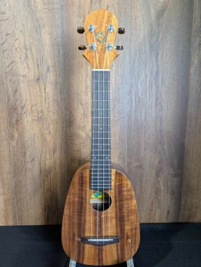 Big Island KP-SLS Traditional Pineapple Series Solid Hawaiian Koa Soprano Ukulele