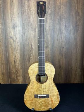 'Oli L1-BMGS Mango Baritone Satin Finish Ukulele 