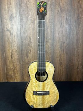 'Oli L2-TMG All Solid Mango Tenor Ukulele 