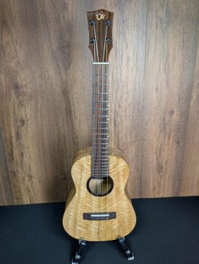 'Oli L1-TMG Left-Handed Solid Mango Tenor Gloss Ukulele