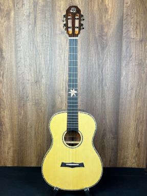 Snail BHC-5B Solid Spruce Top/Ebony Baritone Ukulele Slotted Headstock w/Gigbag (GCEA)