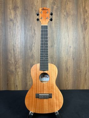 Uma UK-03C Laminate Mahogany Concert Ukulele in gigbag